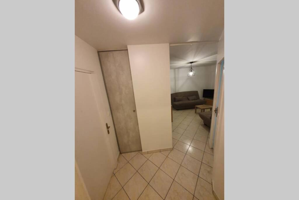 Apartment 5 Personnes, 1min Gare D'annemasse, Geneve 5km