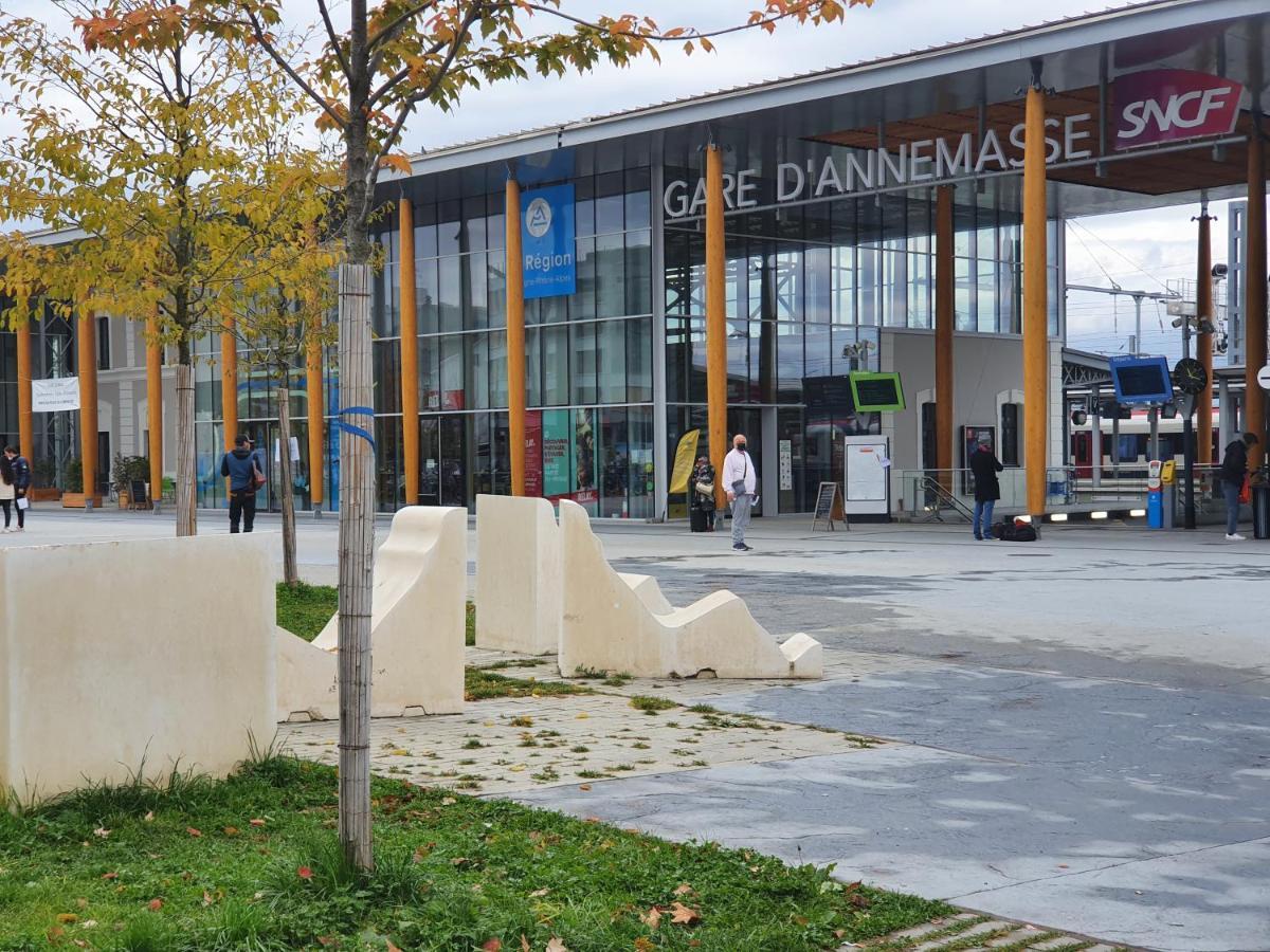5 Personnes, 1min Gare D'annemasse, Geneve 5km *