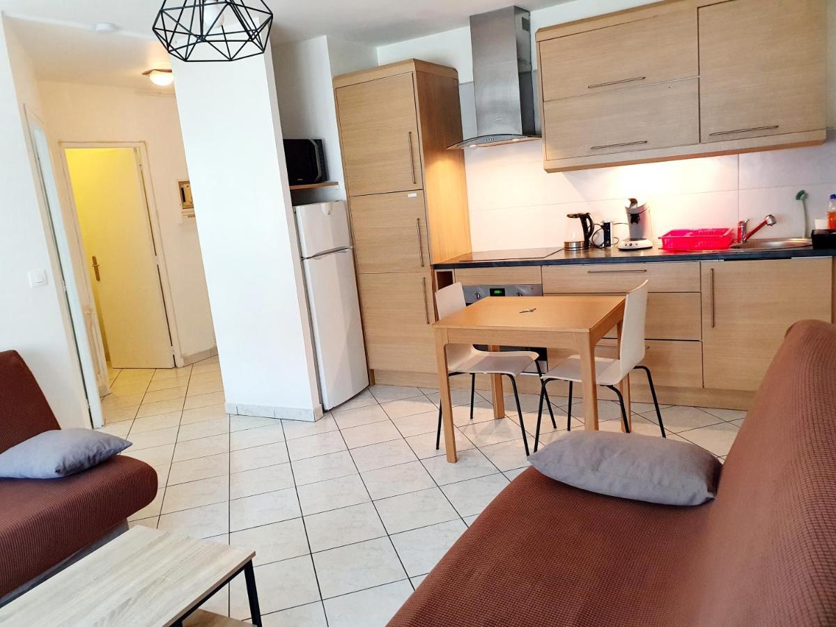 5 Personnes, 1min Gare D'annemasse, Geneve 5km * Annemasse